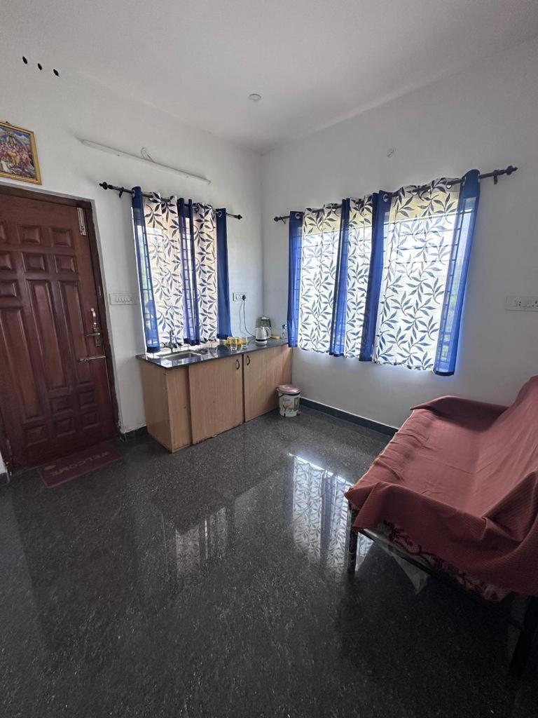 Sandy 4 Bhk Homestay - Only Adults Allowed Ooty Exterior foto